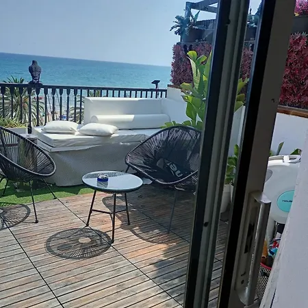 Frente Al Mar Con Terraza - Sitges